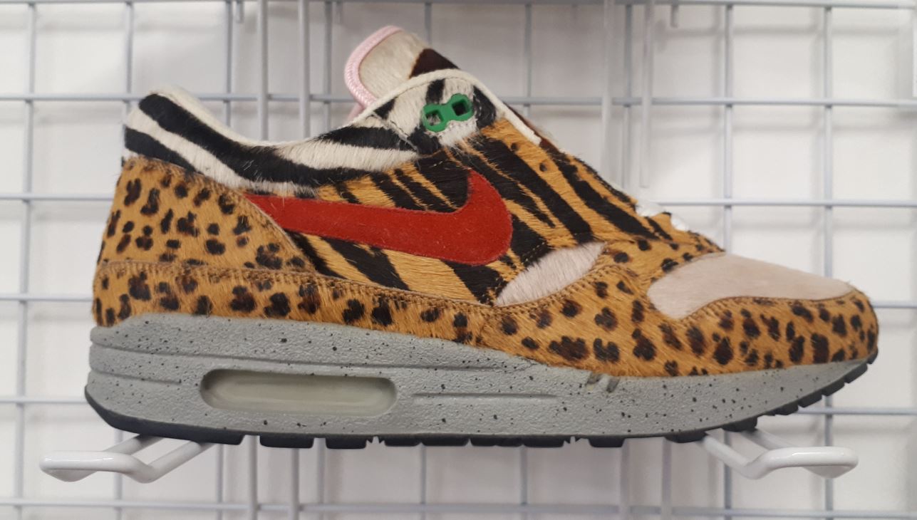 Basket à imprimé léopard et zèbre